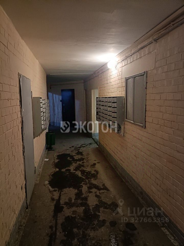 Продажа 3-комн квартиры на вторичном рынке проспект Стачек, 101к1Б