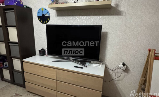 Продажа 1-комн квартиры на вторичном рынке ул Верхние Поля,  д. 6