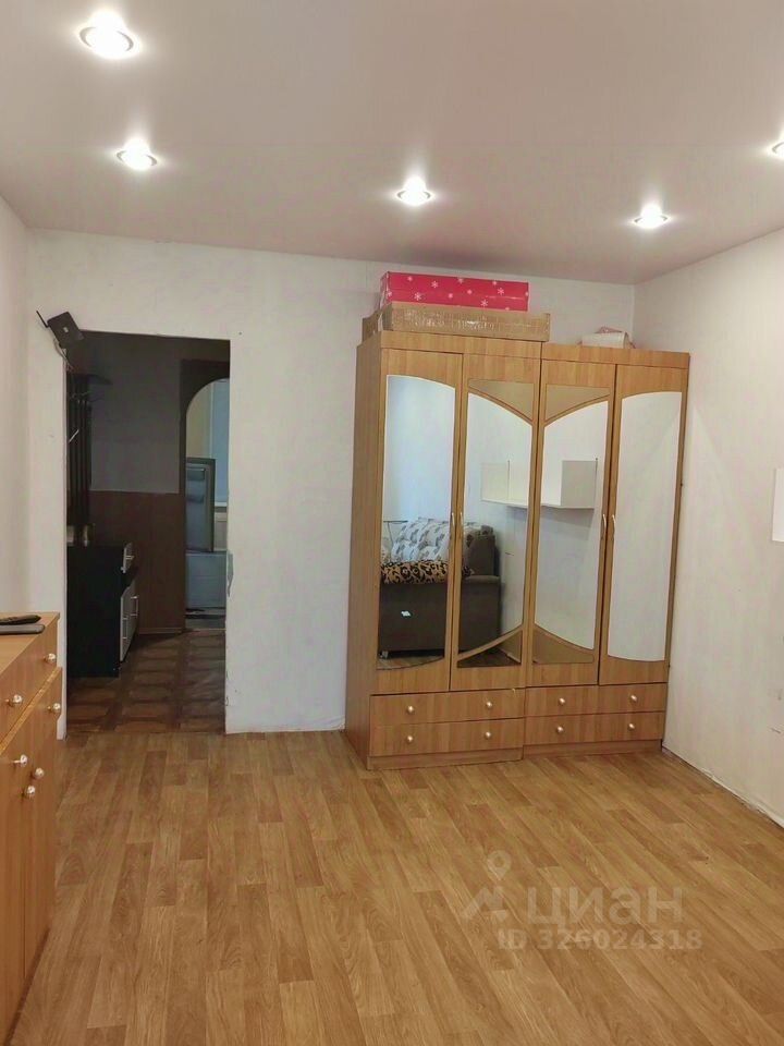 Продажа 1-комн квартиры на вторичном рынке 5-й мкр,  д. 10