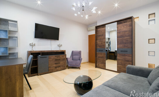 Продажа 3-комн квартиры на вторичном рынке 7-я линия