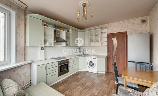 Продажа 5-комн квартиры на вторичном рынке Кленовый бульвар,  д. 10 к2