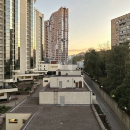 Продажа 4-комн квартиры на вторичном рынке ул Архитектора Власова,  д. 6