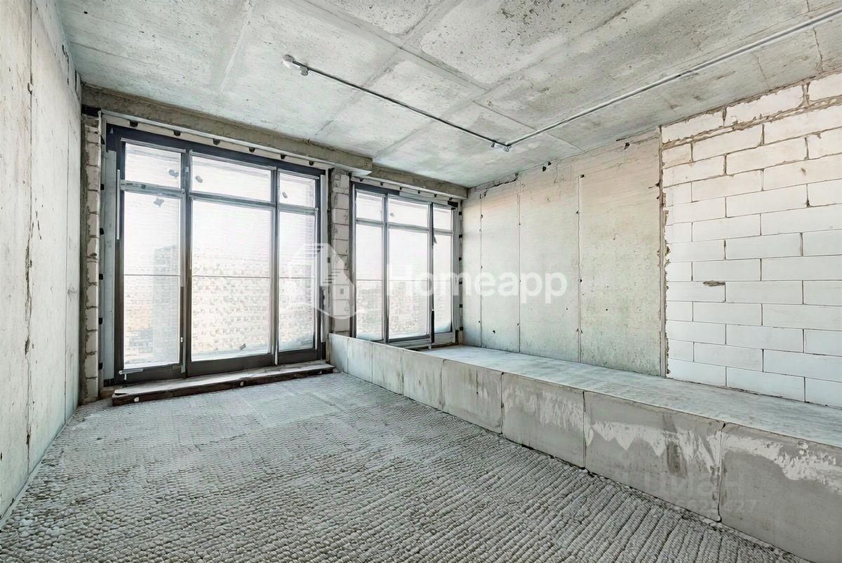 Продажа 2-комн квартиры на вторичном рынке улица Академика Челомея, 1А