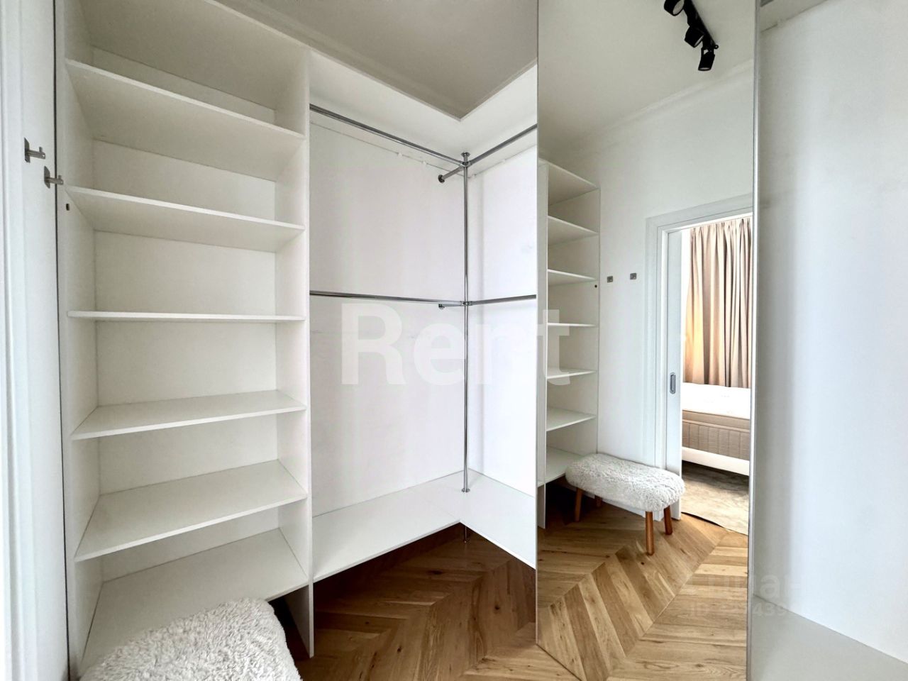 Аренда 2-комн квартиры на вторичном рынке улица Василисы Кожиной, 13