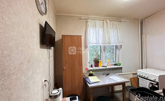 Продажа 2-комн квартиры на вторичном рынке Солидарности пр-кт,  д. 12,  к. 2