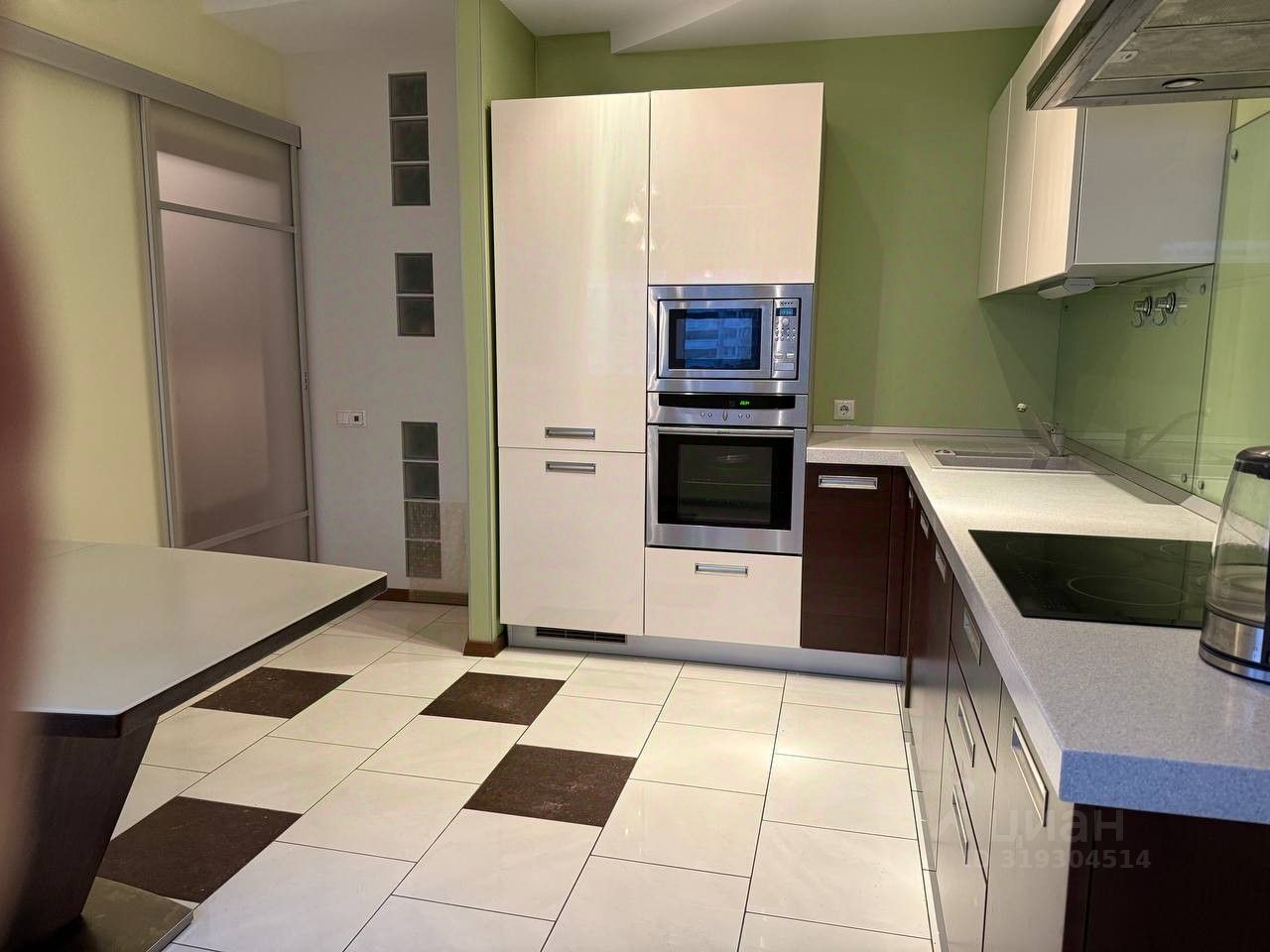 Продажа 3-комн квартиры на вторичном рынке бульвар Дмитрия Донского, 11К2