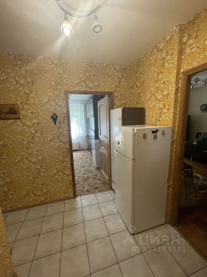 Продажа 2-комн квартиры на вторичном рынке улица Свободы, 73К1