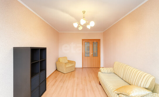 Продажа 1-комн квартиры на вторичном рынке улица Москворечье,  д. 4 к6