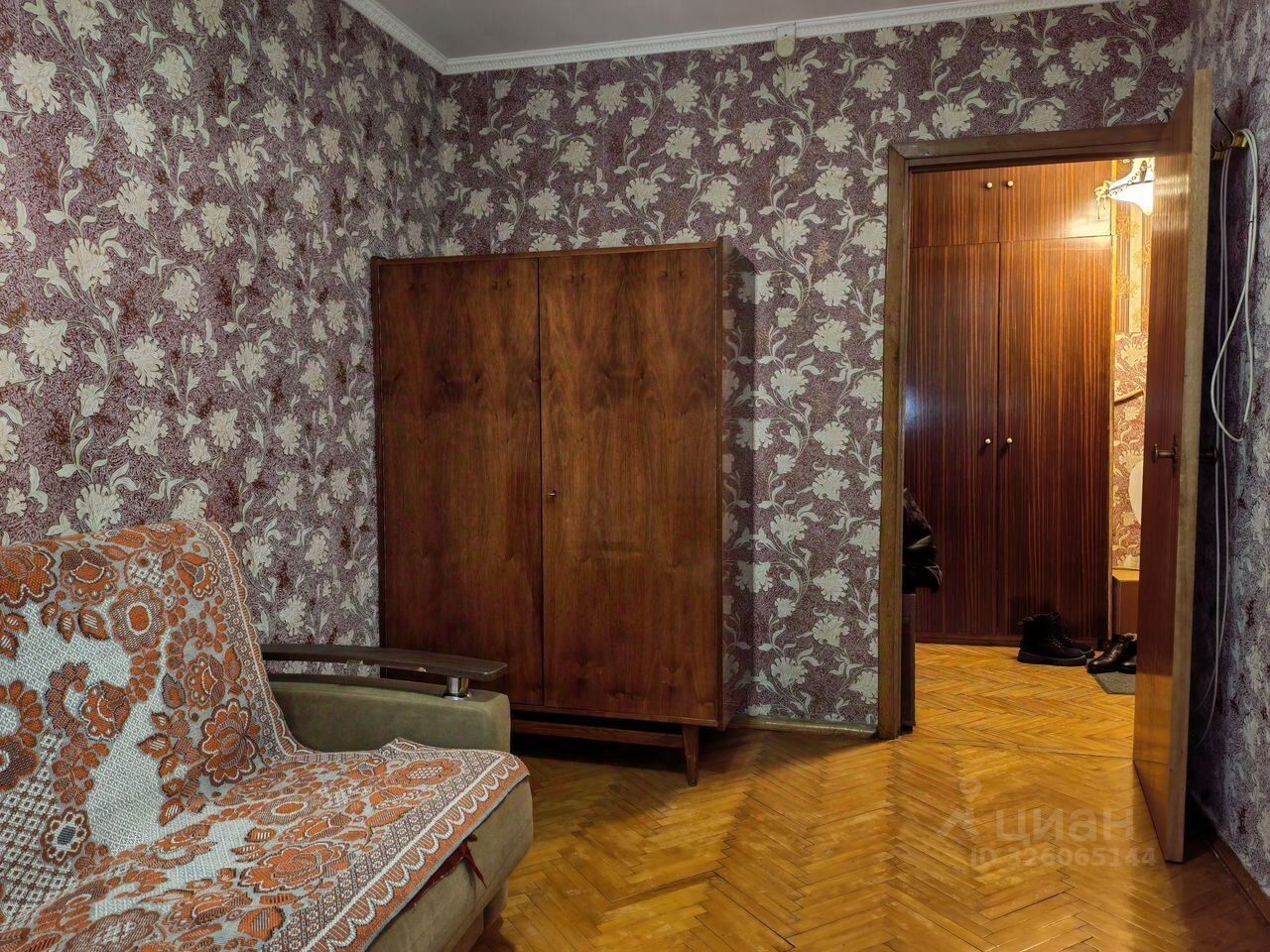 Продажа 3-комн квартиры на вторичном рынке Королев, улица 50-летия ВЛКСМ,  д. 12