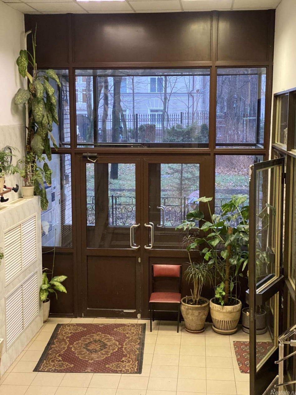 Продажа 2-комн квартиры на вторичном рынке Делегатская улица,  д. 9,  к. стр1