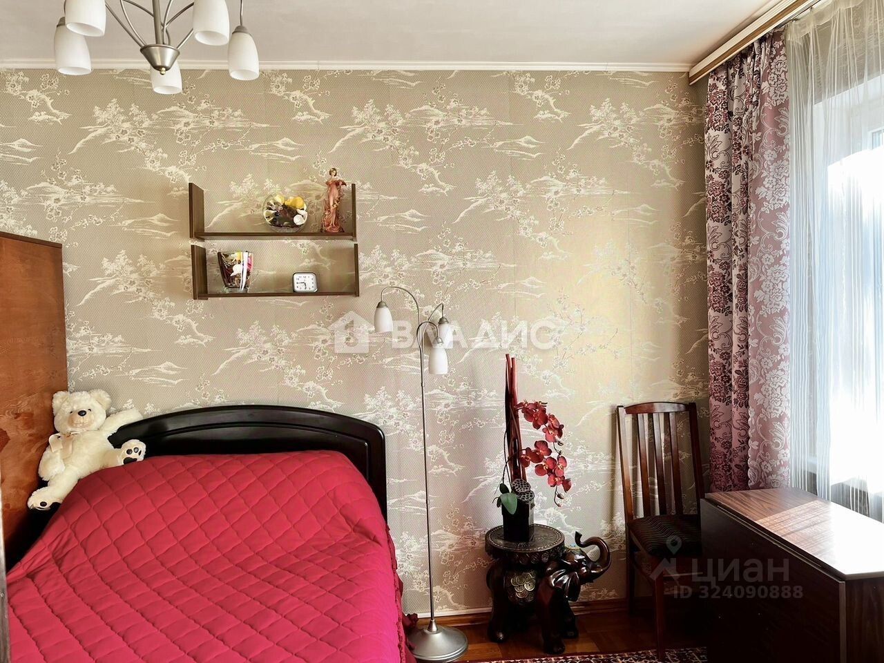 Продажа 2-комн квартиры на вторичном рынке проспект Мечникова, 7