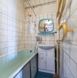 Продажа 2-комн квартиры на вторичном рынке Заневский пр-кт,  д. 28-30-32