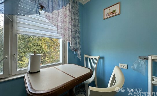 Аренда 2-комн квартиры на вторичном рынке Соловьиный проезд,  д. 2