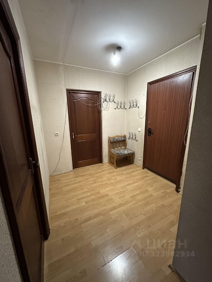 Продажа 2-комн квартиры на вторичном рынке Булатниковская улица, 5К5