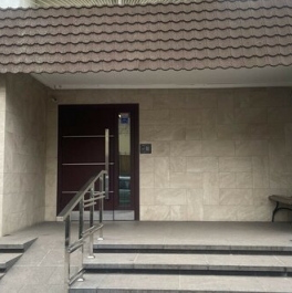 Продажа 2-комн квартиры на вторичном рынке Коленчатый переулок