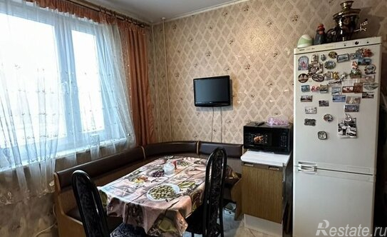 Аренда 3-комн квартиры на вторичном рынке ул Маршала Захарова,  д. 12,  к. 3