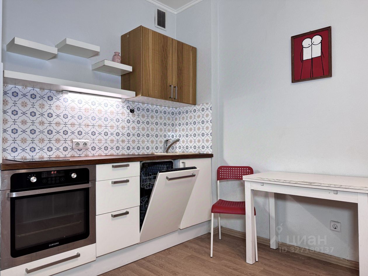 Продажа студии улица Адмирала Черокова, 18к3