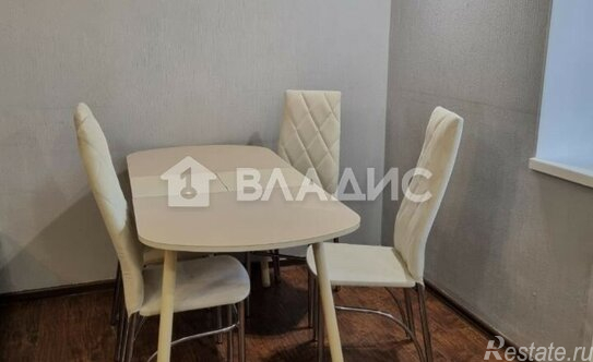 Продажа 3-комн квартиры на вторичном рынке ул Артамонова,  д. 12,  к. 2