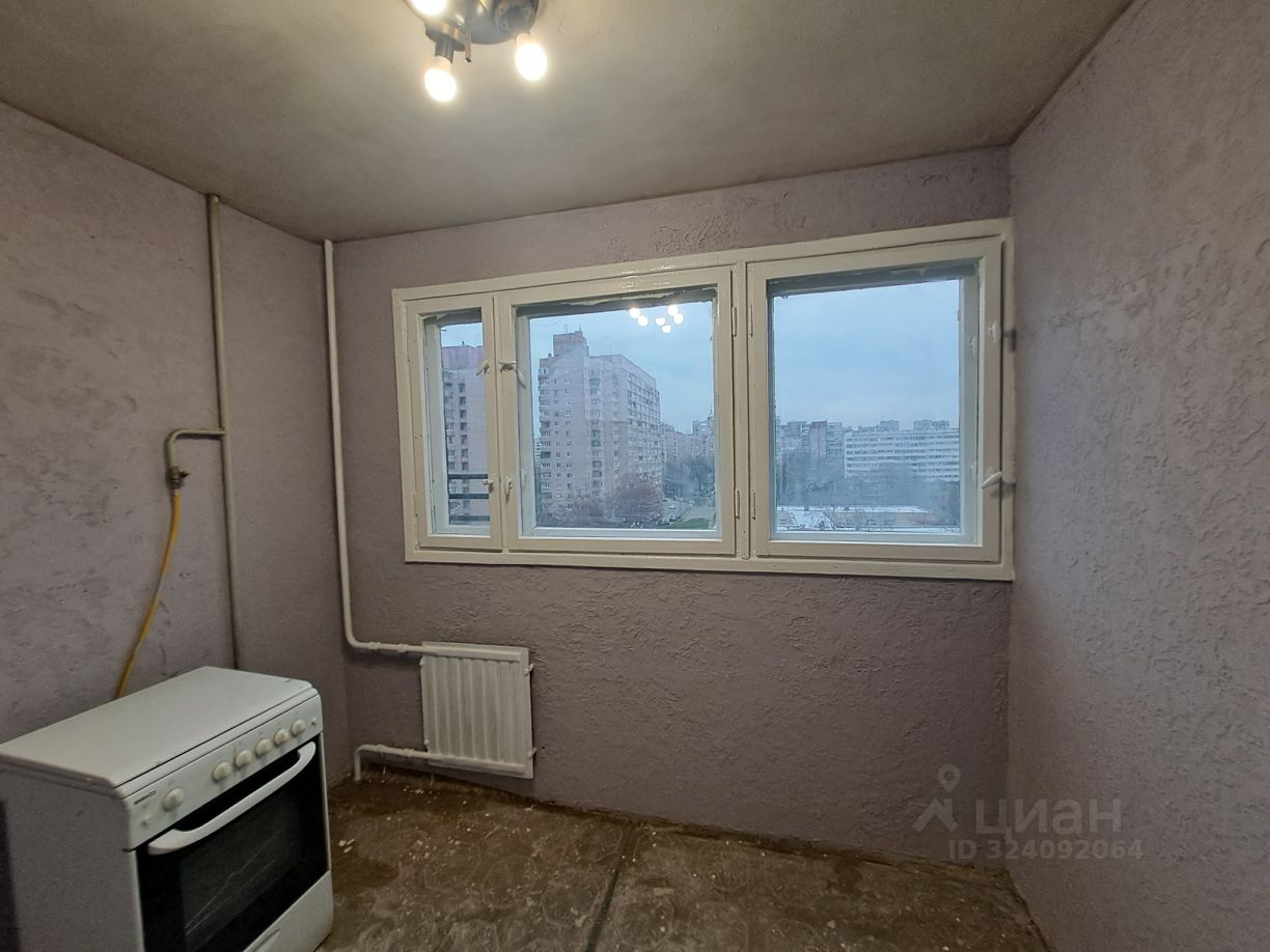 Продажа 2-комн квартиры на вторичном рынке Серебристый бульвар, 5К1