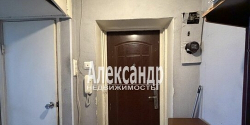 3-комн квартира ул Ушинского,  д. 39,  к. 3