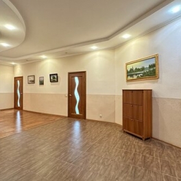 Продажа 3-комн квартиры на вторичном рынке ул Нежинская,  д. 8,  к. 1