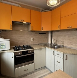 Продажа 2-комн квартиры на вторичном рынке Пушкин г, Алексея Толстого б-р,  д. 18