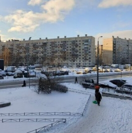 Продажа 1-комн квартиры на вторичном рынке Рыбацкий пр-кт,  д. 18,  к. 2