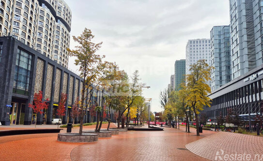 Продажа 2-комн квартиры на вторичном рынке бульвар Братьев Весниных,  д. 1