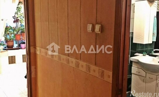 Продажа 3-комн квартиры на вторичном рынке ул Красных Партизан,  д. 5