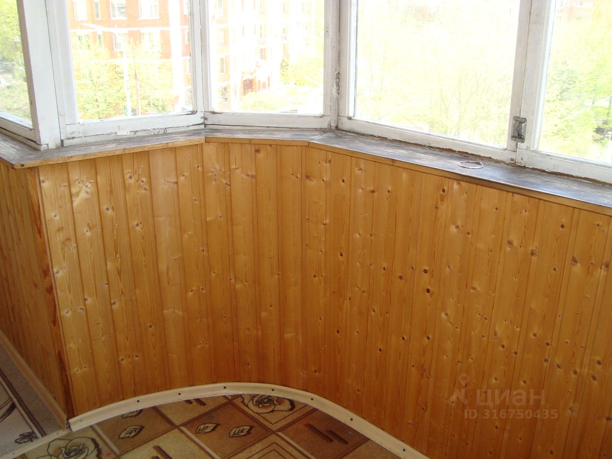 Продажа 2-комн квартиры на вторичном рынке Одинцово, Комсомольская улица, 3