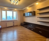 Продать Квартиры вторичка Южнобутовская улица  143 