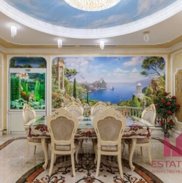 Продажа 4-комн квартиры на вторичном рынке Ломоносовский пр-кт