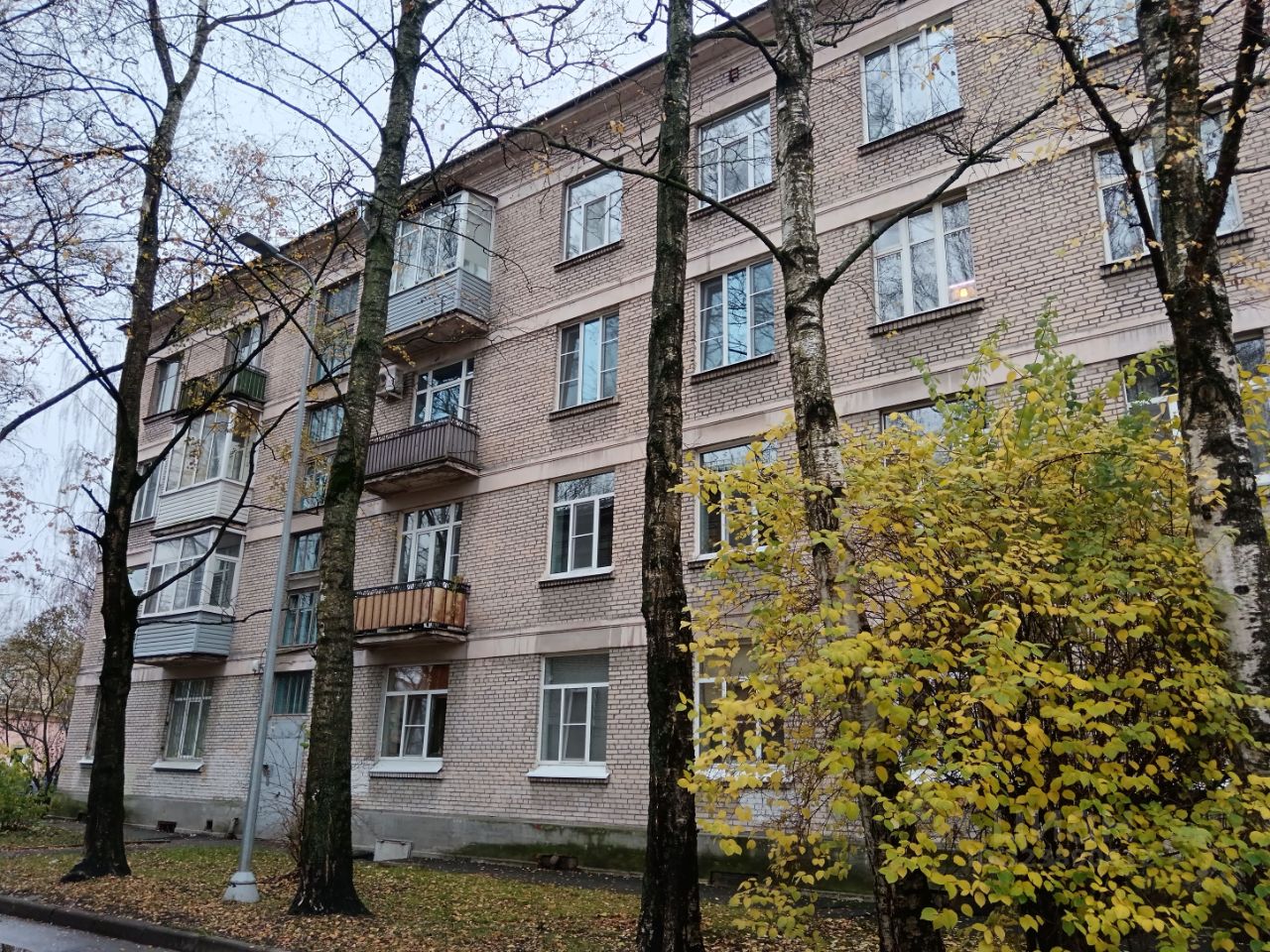 Продажа 2-комн квартиры на вторичном рынке Колпино, проспект Ленина, 38