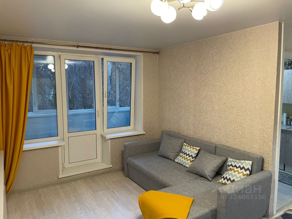 Аренда 1-комн квартиры на вторичном рынке улица Адмирала Макарова, 19К1