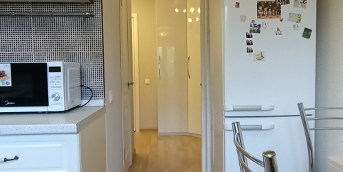 1-комн квартира Довженко ул., 6