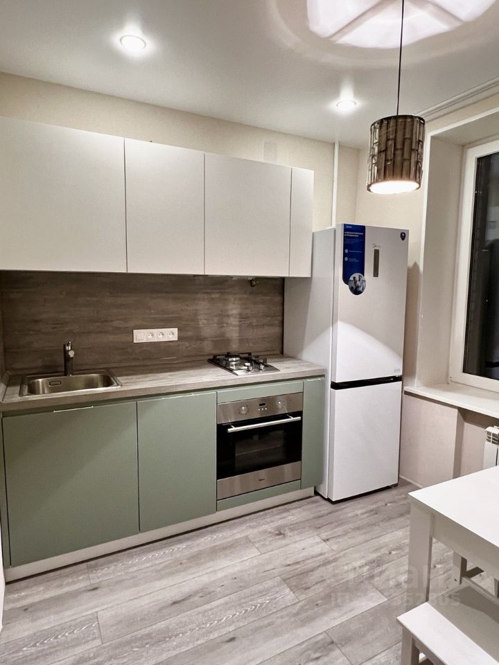 Продажа 1-комн квартиры на вторичном рынке Малая Ботаническая улица, 14