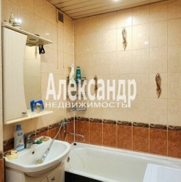 Продажа 2-комн квартиры на вторичном рынке Кириши, ул Мира,  д. 18