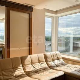 Продажа 4-комн квартиры на вторичном рынке ул Авиационная,  д. 79,  к. 1