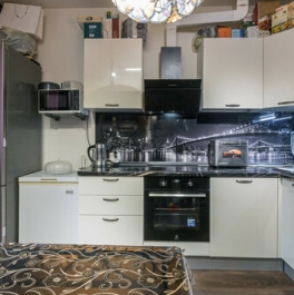 Продажа 1-комн квартиры на вторичном рынке Георгия Гречко ул,  д. 1