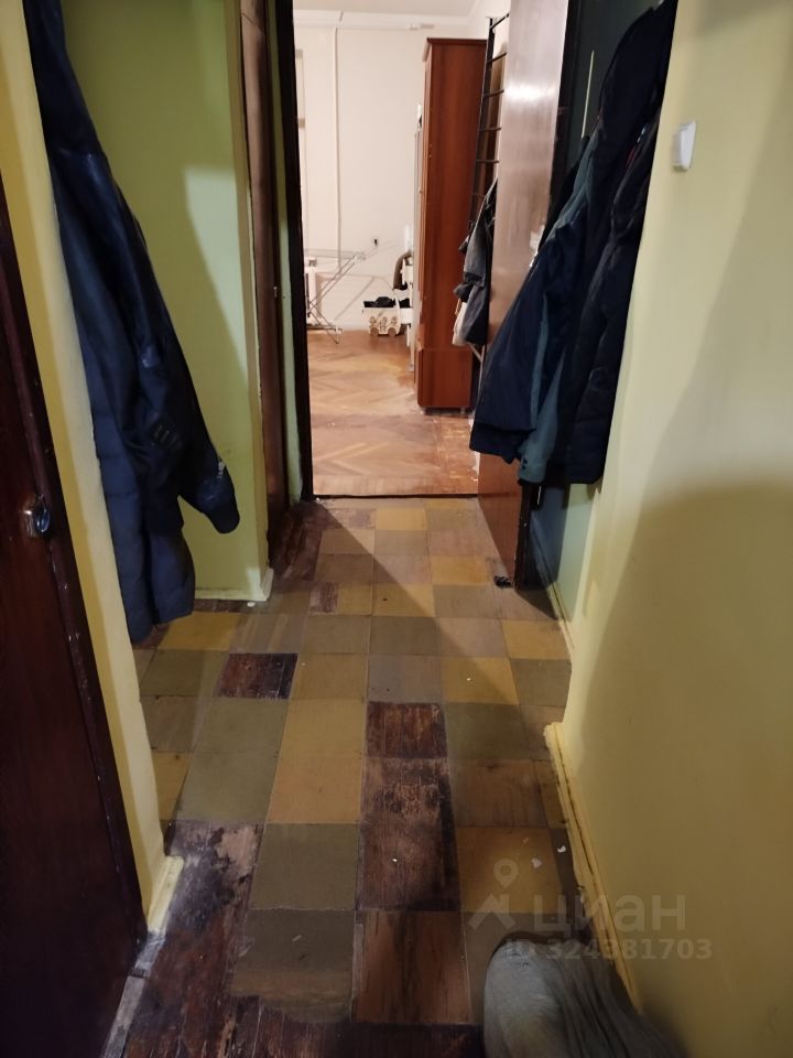 Продажа 3-комн квартиры на вторичном рынке набережная Реки Пряжки, 46