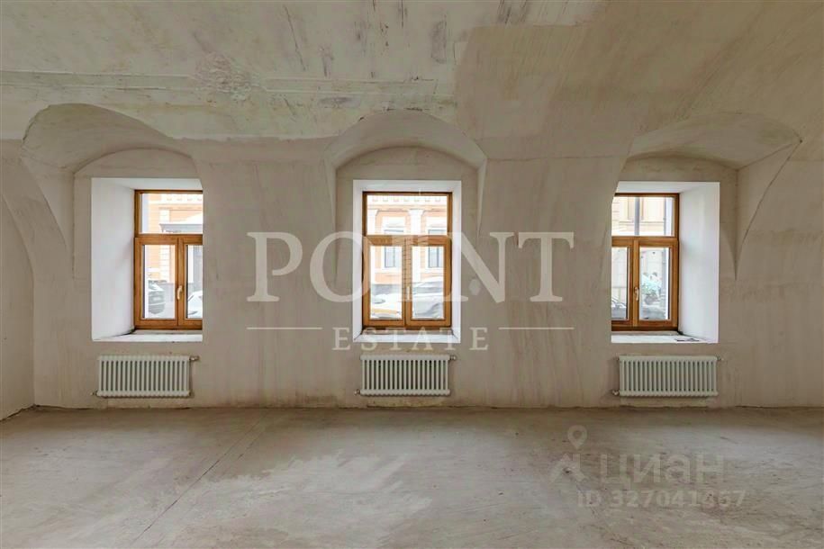 Продажа 2-комн квартиры на вторичном рынке улица Пречистенка, 33/19С1