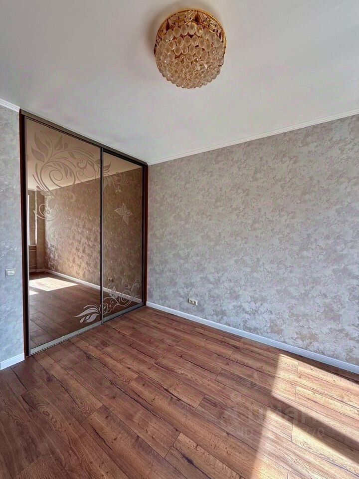 Продажа 2-комн квартиры на вторичном рынке Одинцово, улица Гвардейская, 7