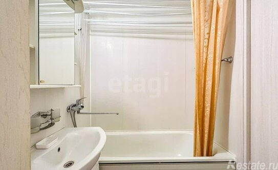 Продажа 1-комн квартиры на вторичном рынке Верхние Поля ул,  д. 45 к4