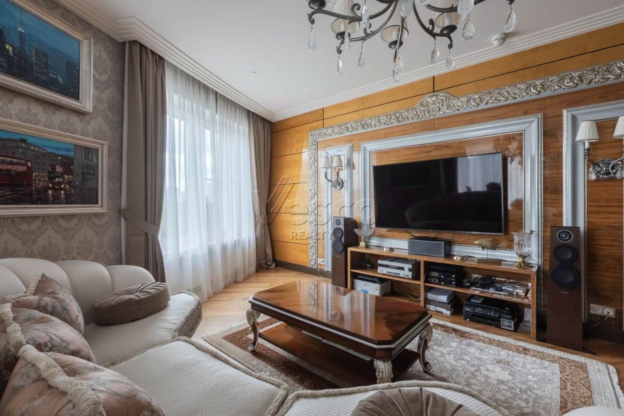 Продажа 4-комн квартиры на вторичном рынке Мосфильмовская улица, 70к2