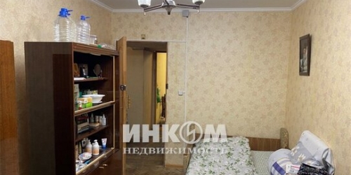 3-комн квартира улица Чечулина,  д. 26