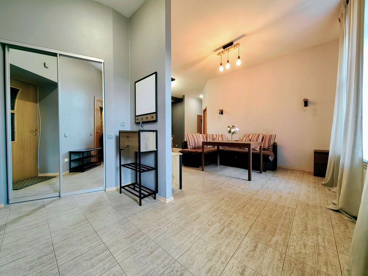 Продажа 2-комн квартиры на вторичном рынке набережная Реки Фонтанки, 40/68