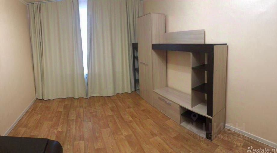 Аренда 2-комн квартиры на вторичном рынке Стрельбищенский пер,  д. 10