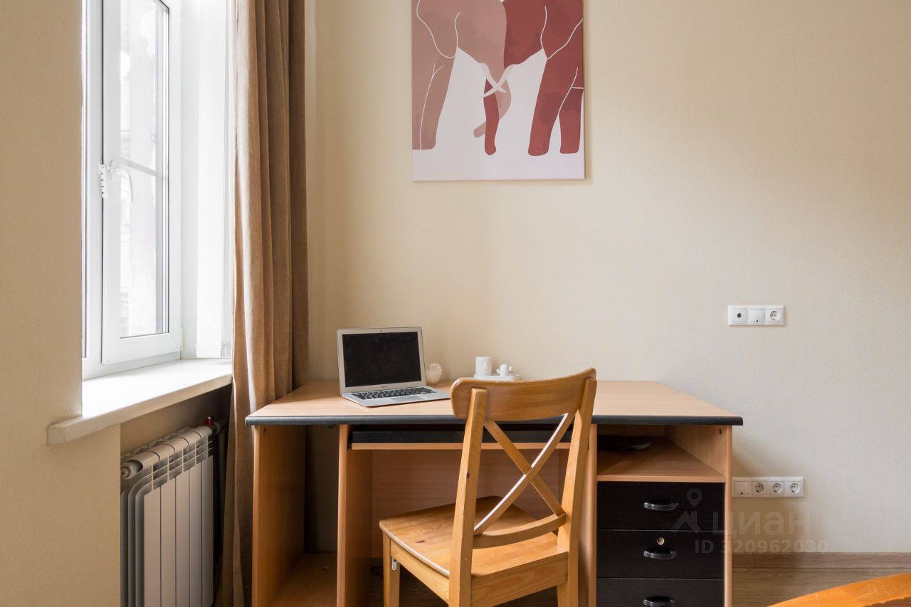 Аренда 3-комн квартиры на вторичном рынке Пушкинская улица, 3