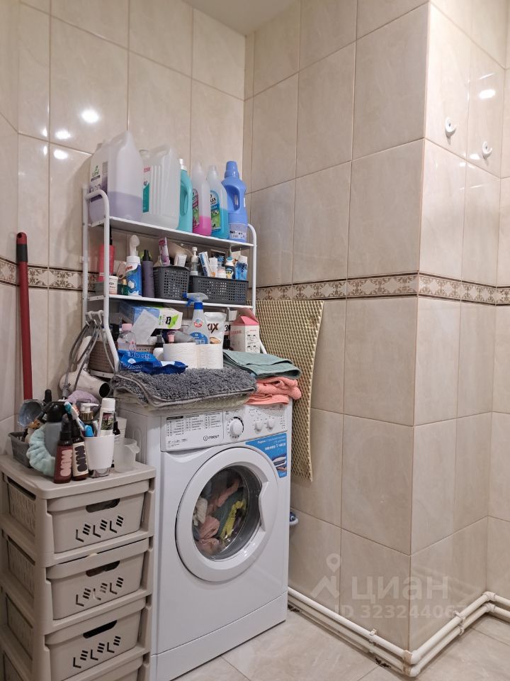 Продажа 2-комн квартиры на вторичном рынке пос. Шушары, Ленсоветовский тер., 4