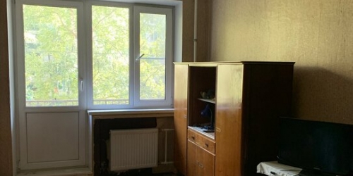 2-комн квартира улица Антонова-Овсеенко,  д. 21
